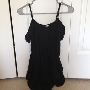 Off-shoulder romper